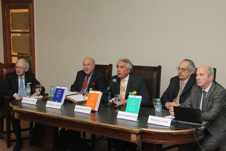 Acto de apertura del segundo semestre acadmico 2016 del Departamento de Derecho Econmico y Empresarial