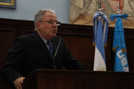 Alberto J. Bueres asumió como decano de la Facultad para el período 2018-2022