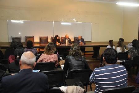 Charla informativa para aspirantes al ingreso de la Carrera de Calígrafo Público