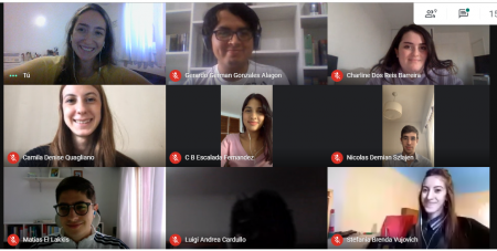 Cuatro estudiantes de la Facultad se encuentran realizando el Programa Tutoras para estudiantes internacionales que cursan virtualmente en FD-UBA este cuatrimestre
