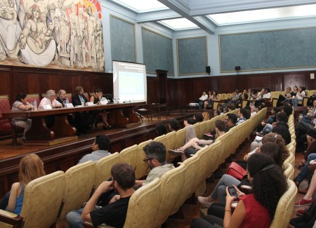 Debate público sobre derechos humanos, acceso a un hábitat digno y políticas públicas