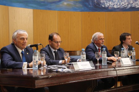 Debatiendo la democracia a 110 aos del nacimiento de Norberto Bobbio: poltica, filosofa y derecho