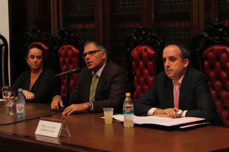 El dilogo interjurisdiccional en materia de Derechos Humanos entre el Tribunal de Justicia de la UE y los Tribunales constitucionales: del caso "Melloni" al caso "Taricco"  