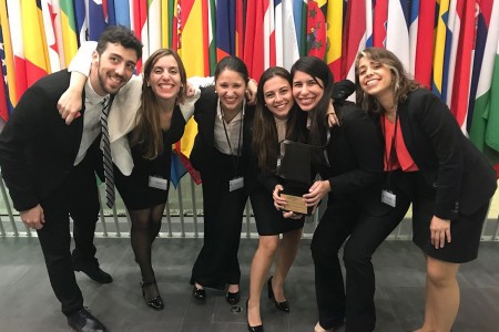 ¡El equipo de la Facultad de Derecho de la UBA se consagró campeón del Concurso de Simulación Judicial ante la Corte Penal Internacional!