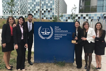 ¡El equipo de la Facultad de Derecho de la UBA se consagró campeón del Concurso de Simulación Judicial ante la Corte Penal Internacional!