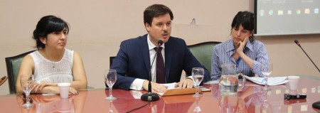 El gnero como categora analtica en el Derecho del Consumidor. Teoras, perspectivas e identidades de gnero y la proteccin al consumidor