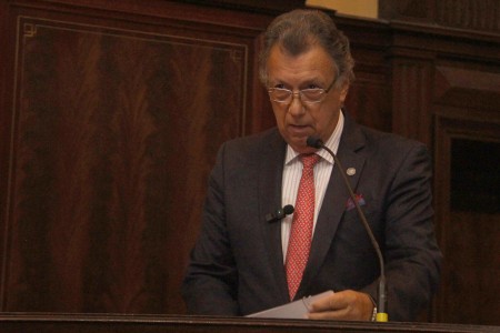 Entrega del Doctorado Honoris Causa de la UBA al Dr. Benigno Pendás García