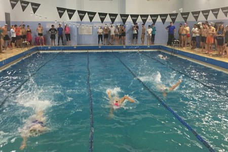 El equipo femenino de la Facultad obtuvo el primer puesto en el Torneo Interfacultades de Natación