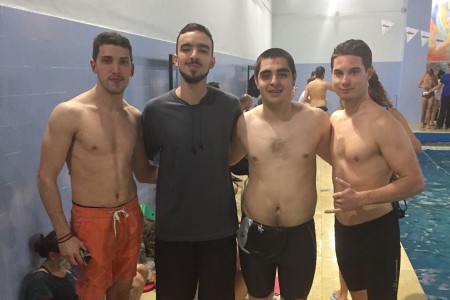 El equipo femenino de la Facultad obtuvo el primer puesto en el Torneo Interfacultades de Natación