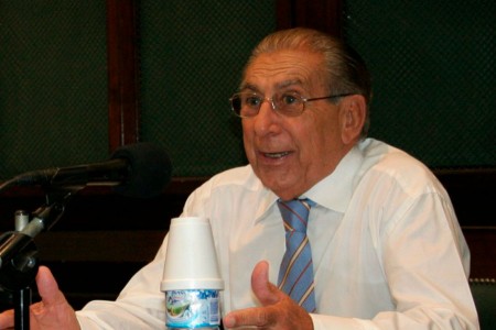 Fallecimiento del profesor consulto Héctor Raúl Sandler