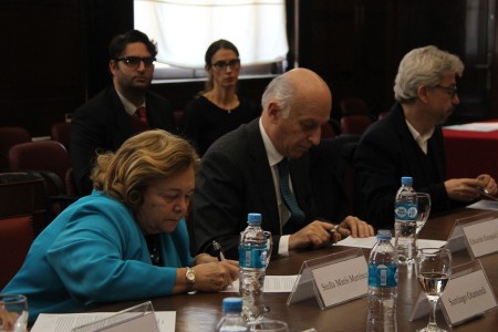 La Facultad firmó una carta compromiso junto a representantes de distintos organismos estatales para conformar la Red de Prestadores Jurídicos de la Ciudad Autónoma de Buenos Aires