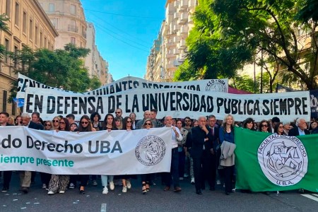 Gran participación en la Marcha Federal en defensa de la Universidad Pública
