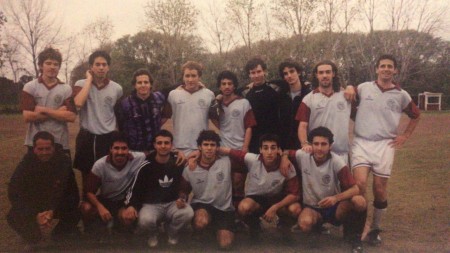 Homenaje al equipo de fútbol 11 del año 2002 campeón invicto el cual representó a la Facultad de Derecho en torneo interfacultades