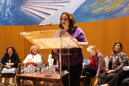 Homenaje de las mujeres a Raúl Alfonsín