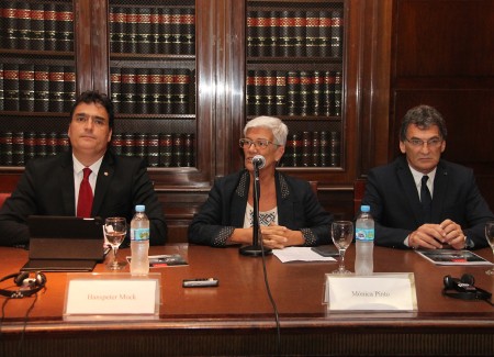 Inauguración de la exposición "Carl Lutz y la Casa de Cristal. Homenaje a un héroe suizo poco conocido"