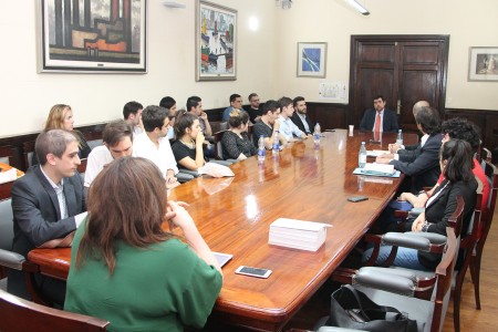 La delegacin legislativa y el estado regulatorio. Principios, respuestas y propuestas para controlar el agujero negro de la regulacin estatal