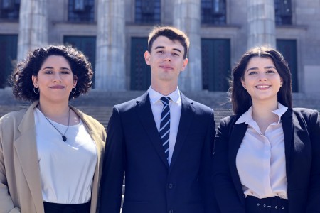 La Facultad seleccionó al equipo que participará en XXXVII-XXXVIII-XXXIX Ediciones del Concurso Jean Pictet sobre simulación y alegatos en Derecho Internacional Humanitario