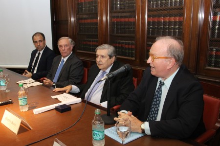 La Universidad de Buenos Aires distinguió a Antonio María Hernández con el diploma de profesor honorario