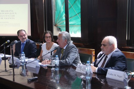 Lucha contra la corrupcin empresarial