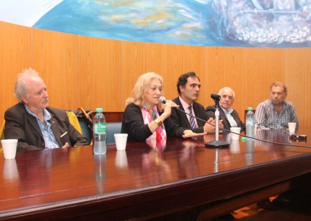 Mesa redonda sobre arte: "Vnculos"