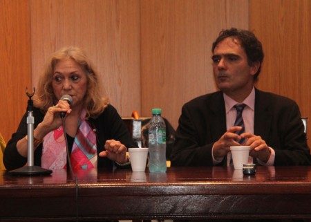 Mesa redonda sobre arte: "Vínculos"