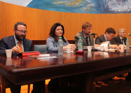 Presentación del libro colectivo "Derecho y verdad II. Genealogía(s)"
