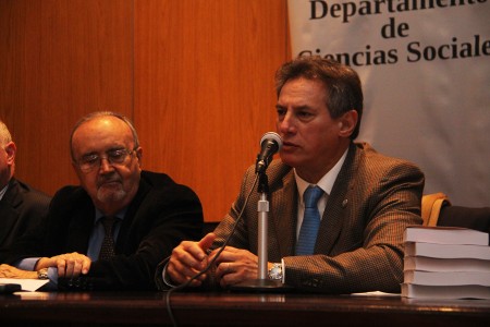 Presentación del libro Propuestas superadoras para el desarrollo económico (2018- 2030) de Eduardo Conesa