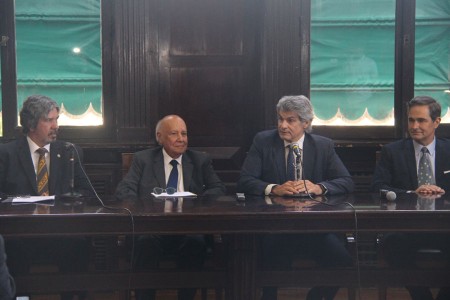 Presentacin del Tratado de Derecho Constitucional Argentino y Comparado, de Pablo Luis Manili
