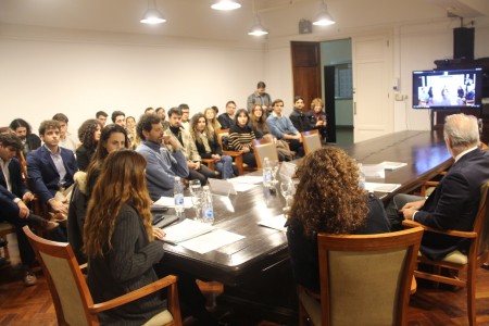 Presentación Nro. 105 Lecciones y Ensayos. Discusión del artículo inédito de Carlos Nino La existencia de un Poder Judicial