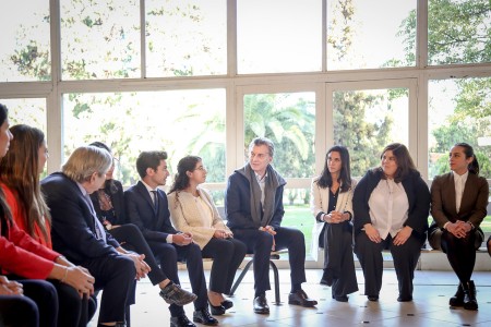 Reconocimiento a estudiantes de la Facultad de Derecho de la UBA en Olivos