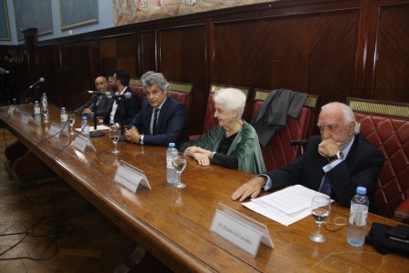 Rosa Graciela Castagnola de Fernández Meijide y Daniel Marcelo Salvador recibieron el Doctorado Honoris Causa de la UBA