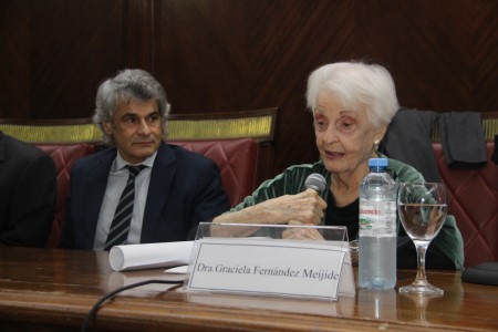 Rosa Graciela Castagnola de Fernández Meijide y Daniel Marcelo Salvador recibieron el Doctorado Honoris Causa de la UBA