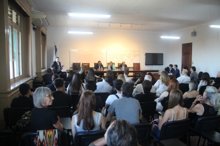 Sesiones abiertas de los equipos que representarán a la Facultad en la Competencia de Arbitraje Internacional de Inversión y Willem C. Vis