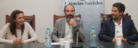 Sociologa: internet y solidaridad