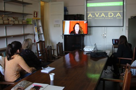Videoconferencia via Skype sobre la formacin de AVADA y su importancia en replicar esta experiencia