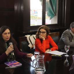 Presentacin del libro Maternidades enjuiciadas. Delitos de omisin, de Cecilia Hopp