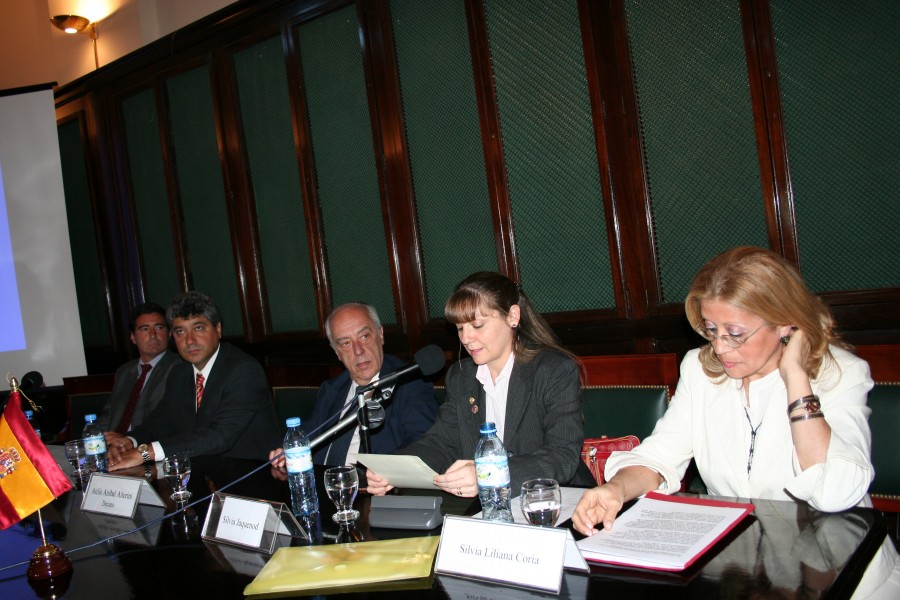 Luis Cavalli, Juan Manuel Velasco, Atilio Alterini, Silvia Jaquenod de Zsgn y Silvia Coria