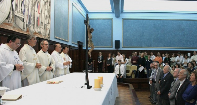 Celebracin de misa interreligiosa en la Facultad de Derecho