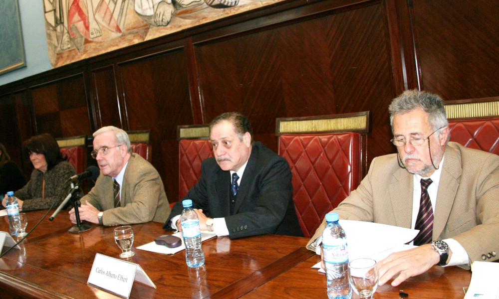 Lucila Larrandart, Tulio Ortiz, Carlos Elbert y Julio Virgolini