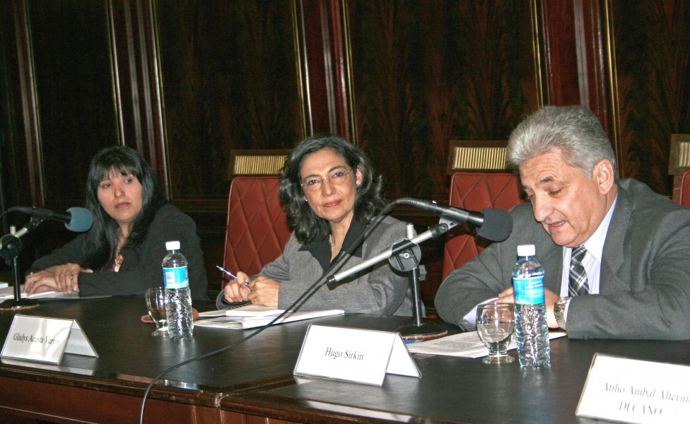 Mnica Fernndez, Gladys Acosta Vargas y Hugo Sirkin