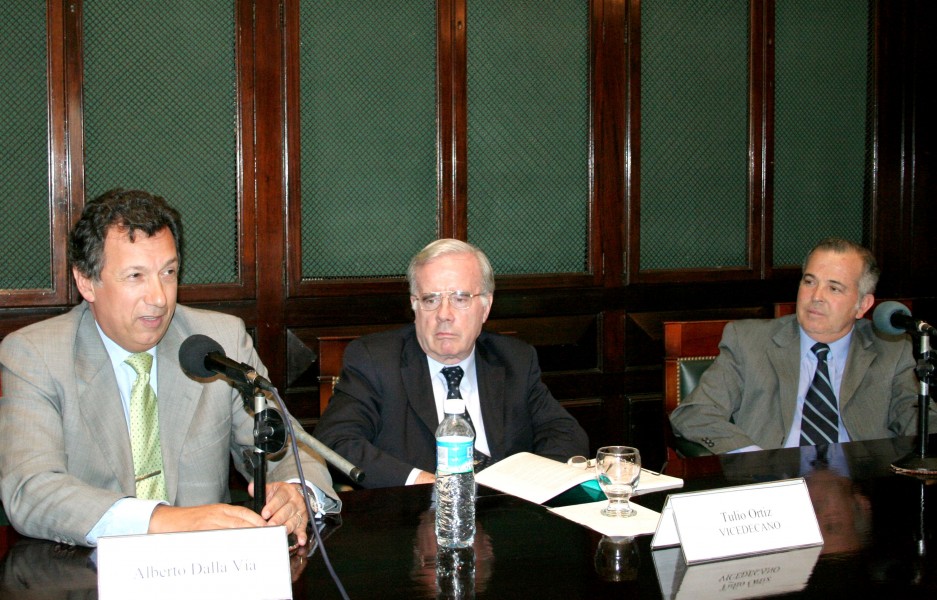 Alberto Dalla Vía, Tulio Ortiz y José García Hamilton