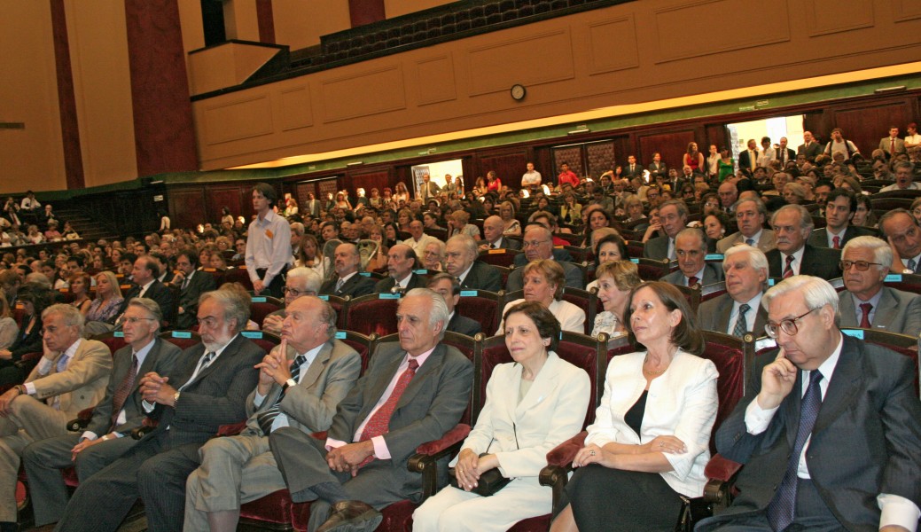 Entrega de Diplomas a Profesores de la Facultad de Derecho