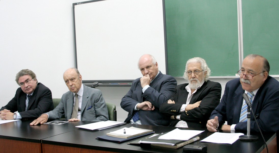 Agustn Torres, Horacio A. Garca Belsunce, Jorge H. Damarco, Arstides H. M. Corti y Jos O. Cass