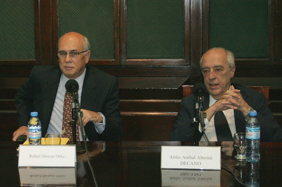 Rafael Illescas Ortiz y Atilio Alterini