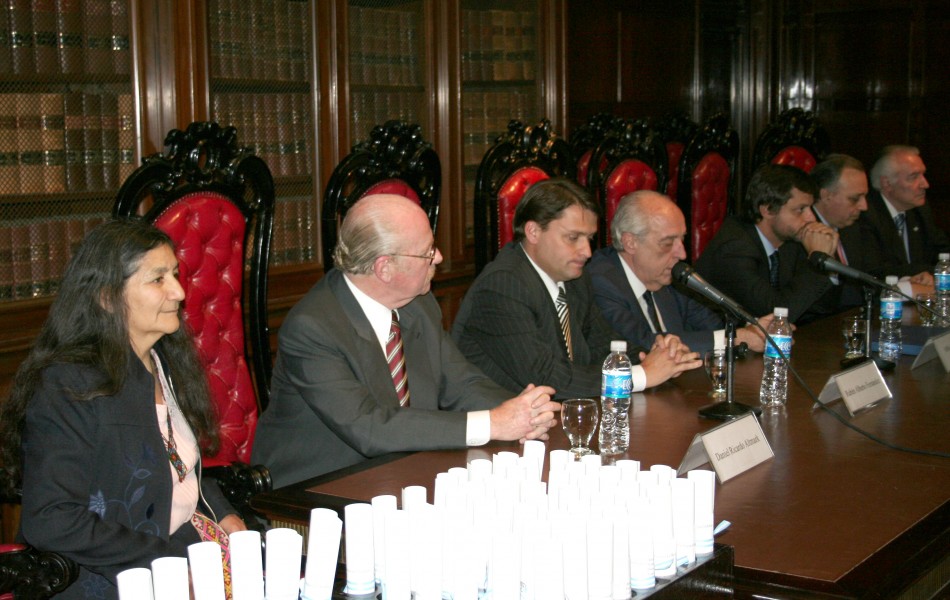 Daniel Altmark, Rubn A. Fernndez, Atilio Alterini, Gonzalo lvarez, Omar lvarez y Ramn G. Brenna 