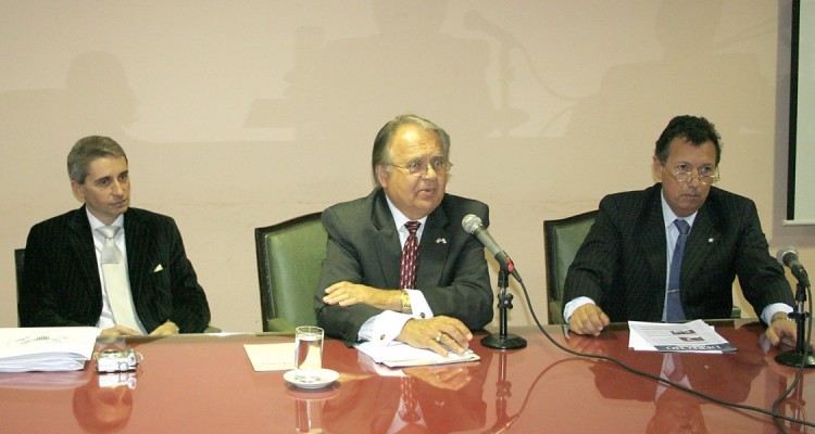 Luis Palma, Bodhan Futey y Alberto Dalla Va
