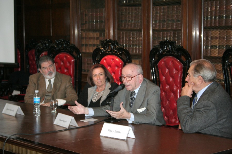 Carlos M. Crcova, Beatriz Ostrovsky, Oscar Puiggrs y Hctor R. Sandler