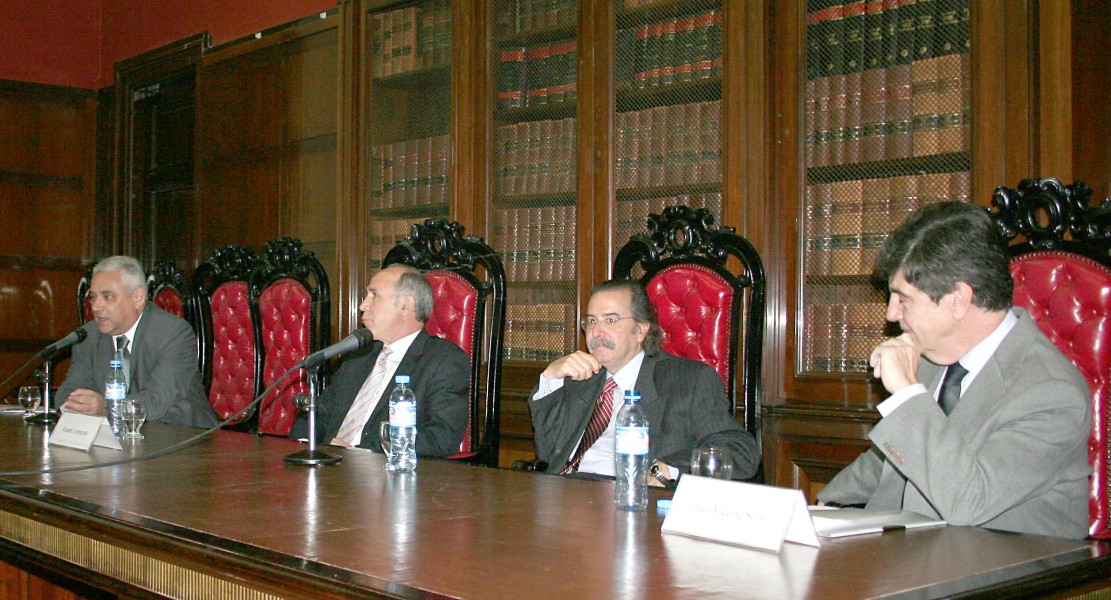 Enrique Zuleta Puceiro, Ricardo Lorenzetti, Juan Carlos Maqueda y Juan Vicente Sola