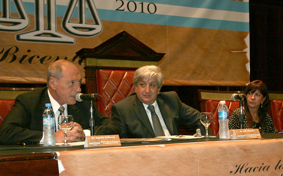 Eugenio R. Zaffaroni, Julio Piumato y Diana Conti