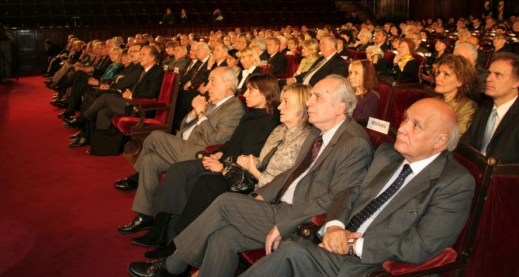 Presentacin del libro de los Premios Konex 1980-2007